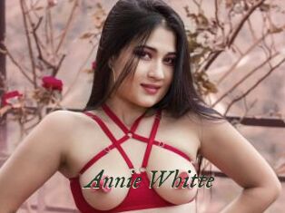 Annie_Whitte