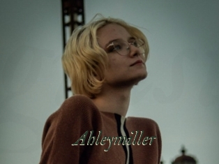 ahleymiller Gratis Strip