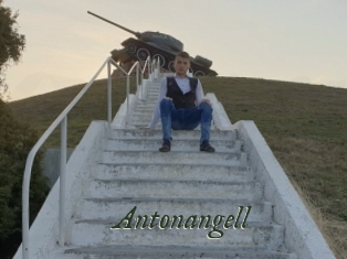 antonangell Gratis Strip