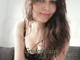 cyndeewinter Gratis Strip