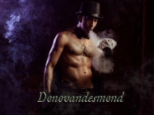 donovandesmond Gratis Strip