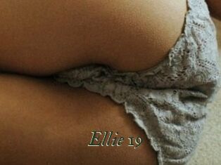 Ellie_19