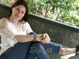 estelle88 Gratis Strip