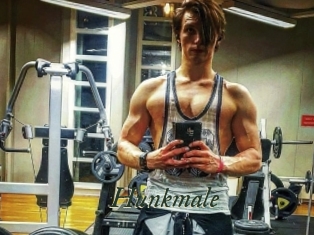 Hunkmale