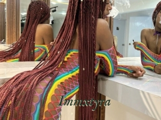 immxtyra Gratis Strip