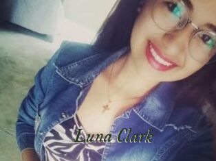 Luna_Clark