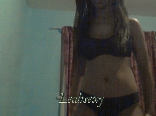 leahsexy Gratis Strip