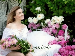 leanicole Gratis Strip