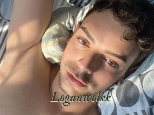 loganwolkk Gratis Strip