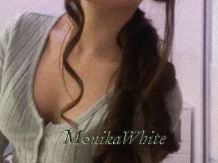 M0nikaWhite