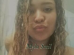 Myla_Smil