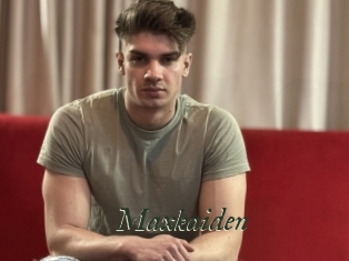 maxkaiden Gratis Strip