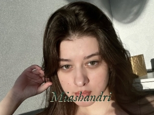 miashandri Gratis Strip