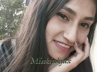 Misskinkyxx