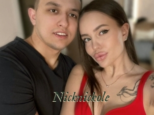 nicknickole Gratis Strip
