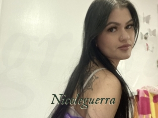 nicoleguerra Gratis Strip