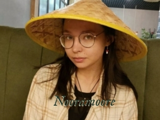 nooramoore Gratis Strip