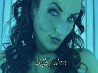 Riley_sinn