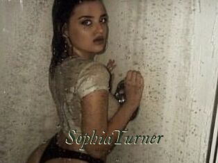 Sophia_Turner