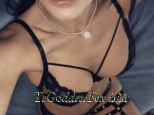 TsG0ddessFox_iska
