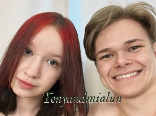tonyandmialun Gratis Strip