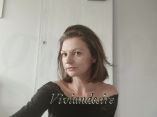 viviandesire Gratis Strip