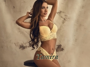 yamira Gratis Strip